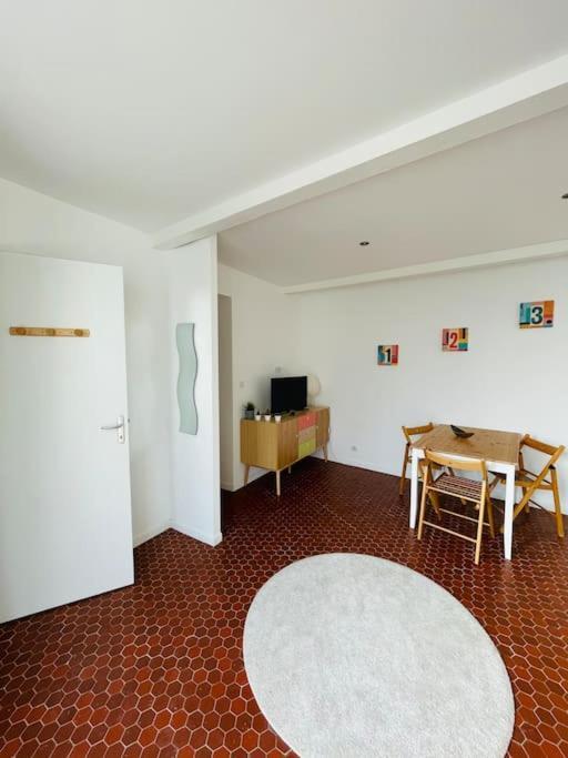 Apartamento Studio Cosy Et Lumineux De 35M2 A Romagnat Exterior foto